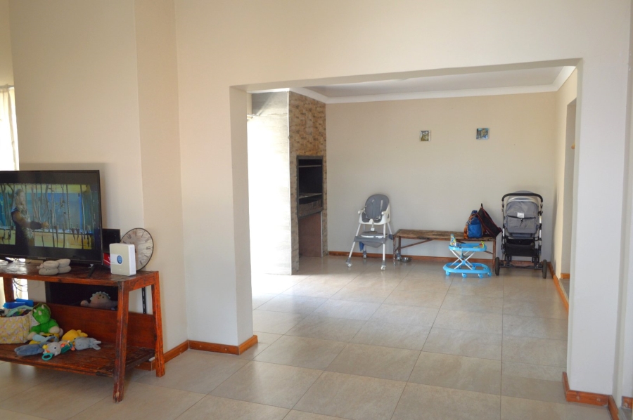 3 Bedroom Property for Sale in Wilkoppies North West